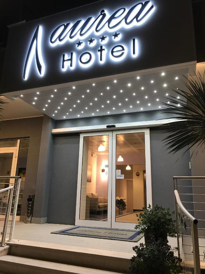 Aurea Hotel Торторето Экстерьер фото