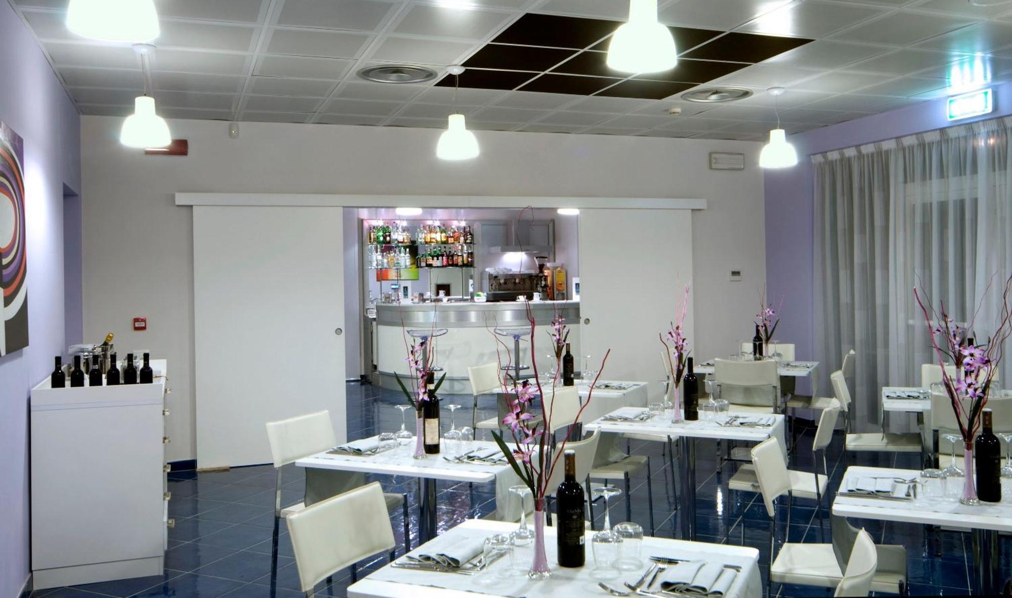 Aurea Hotel Торторето Экстерьер фото