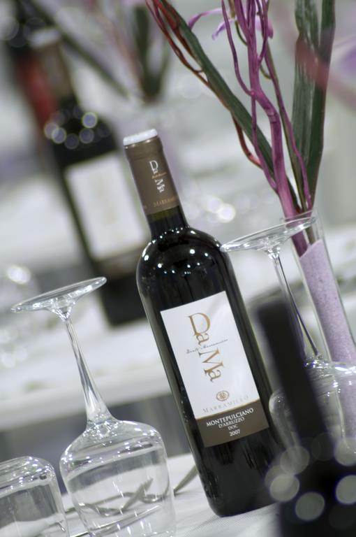 Aurea Hotel Торторето Экстерьер фото